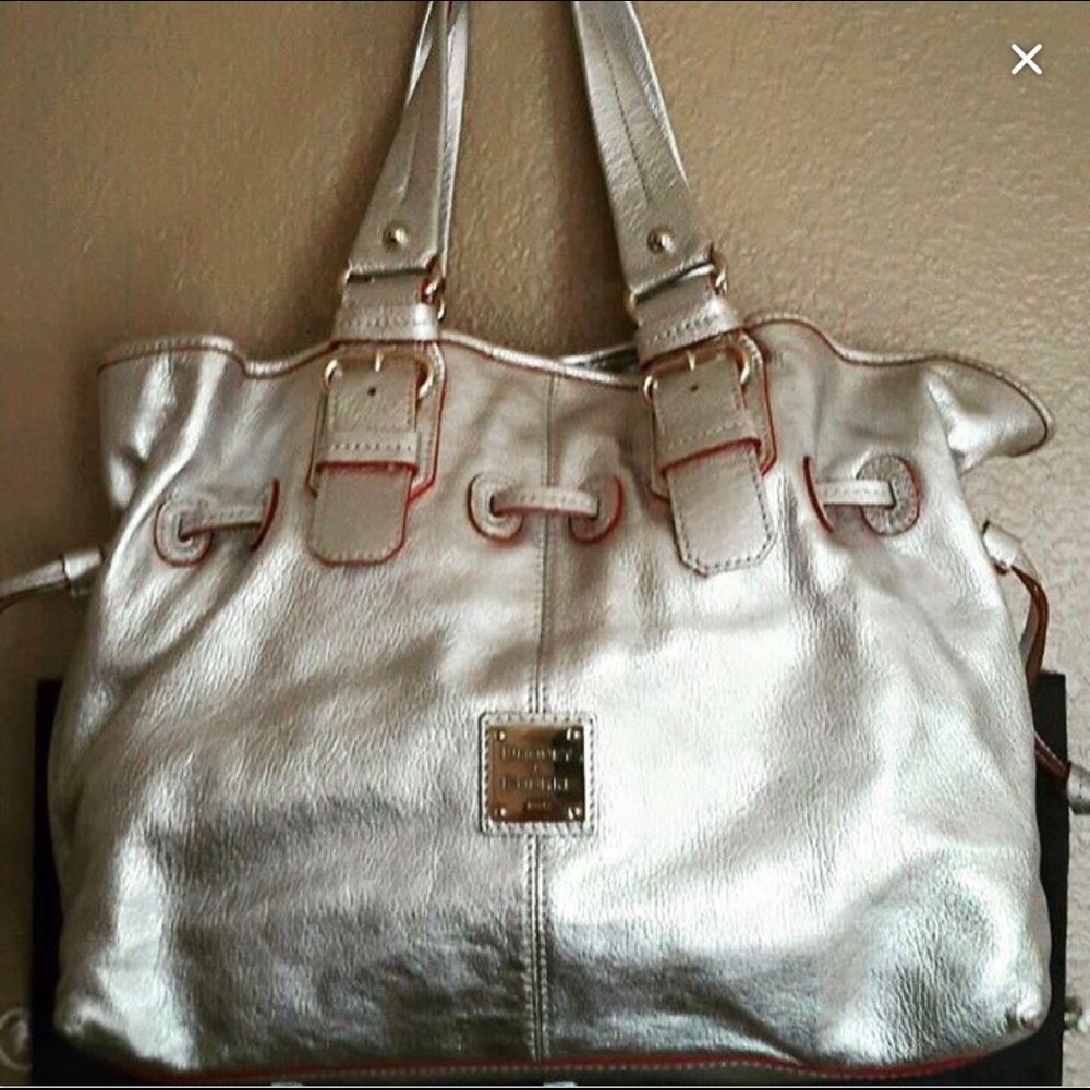 Dooney & Bourke LARGE leather purse